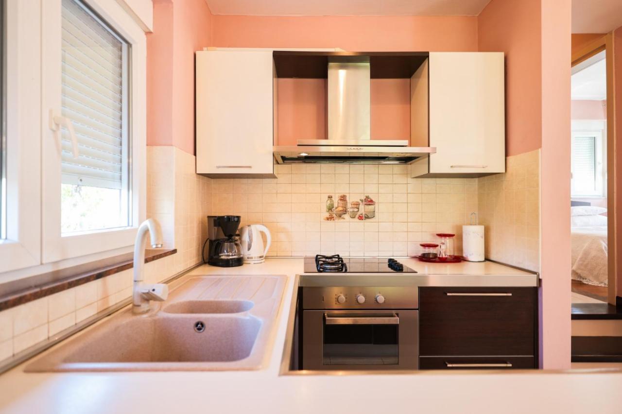 Holiday Home Cvita ซูโกชัน ภายนอก รูปภาพ