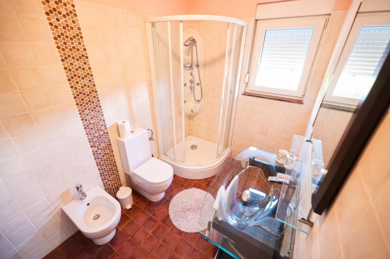 Holiday Home Cvita ซูโกชัน ภายนอก รูปภาพ