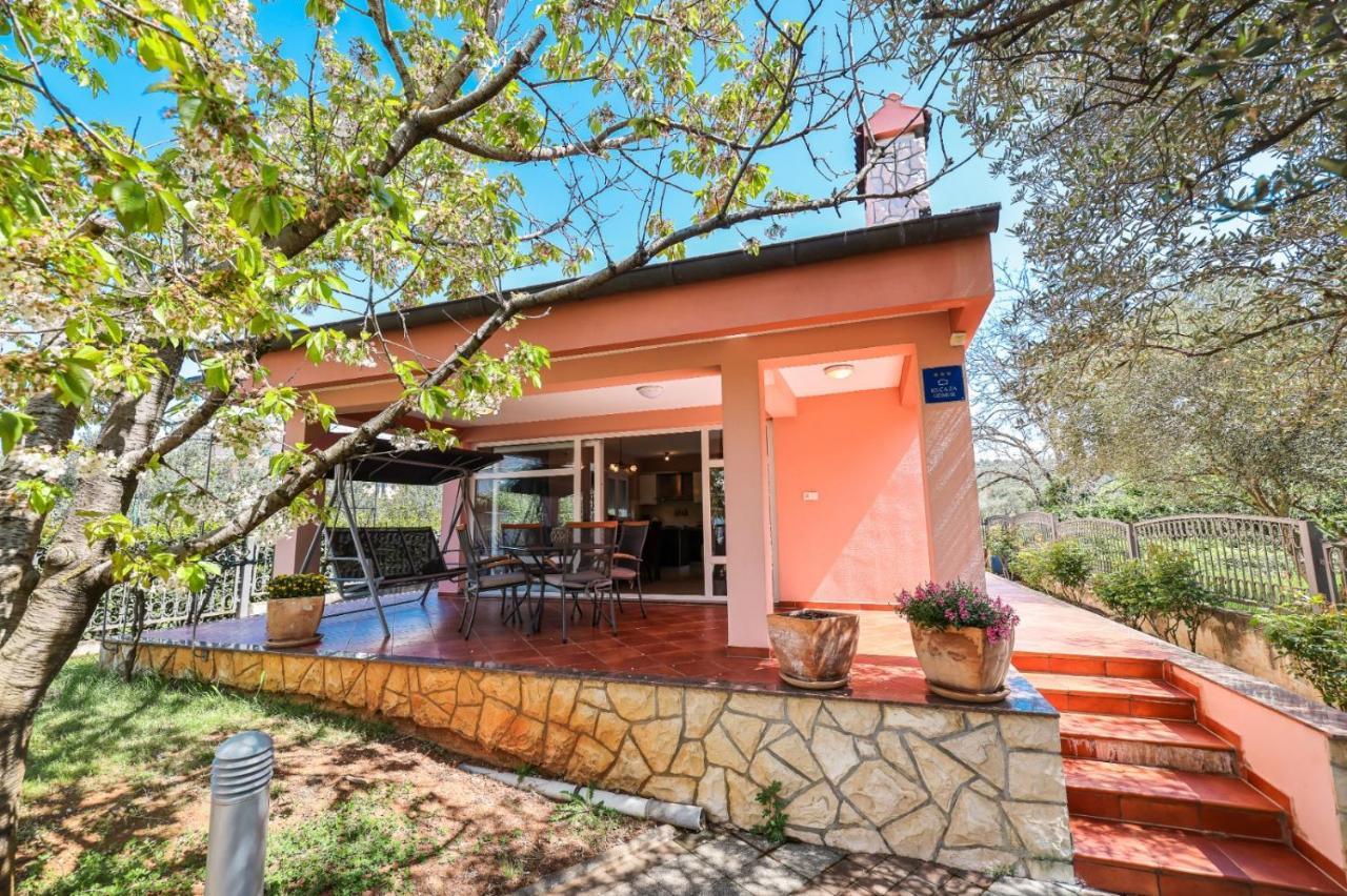Holiday Home Cvita ซูโกชัน ภายนอก รูปภาพ