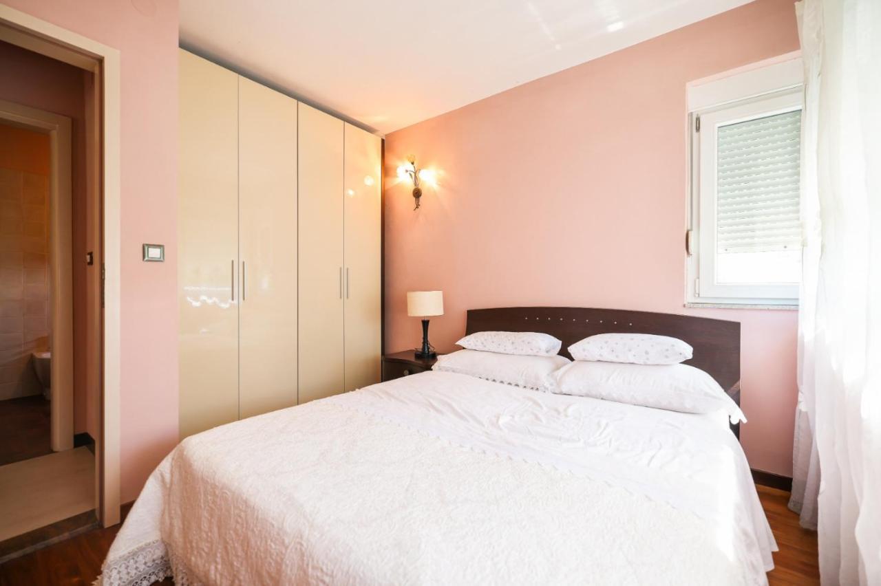 Holiday Home Cvita ซูโกชัน ภายนอก รูปภาพ