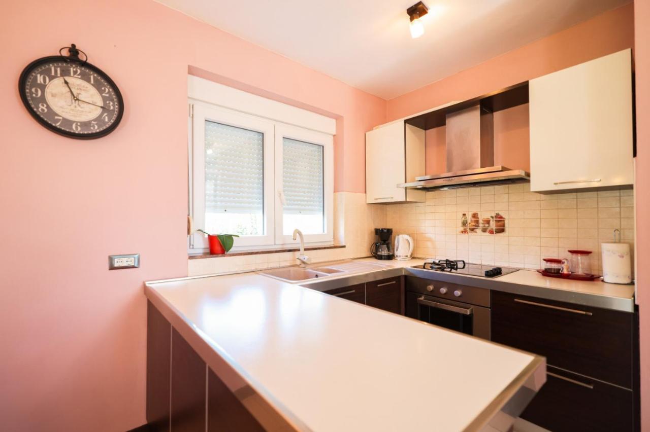 Holiday Home Cvita ซูโกชัน ภายนอก รูปภาพ