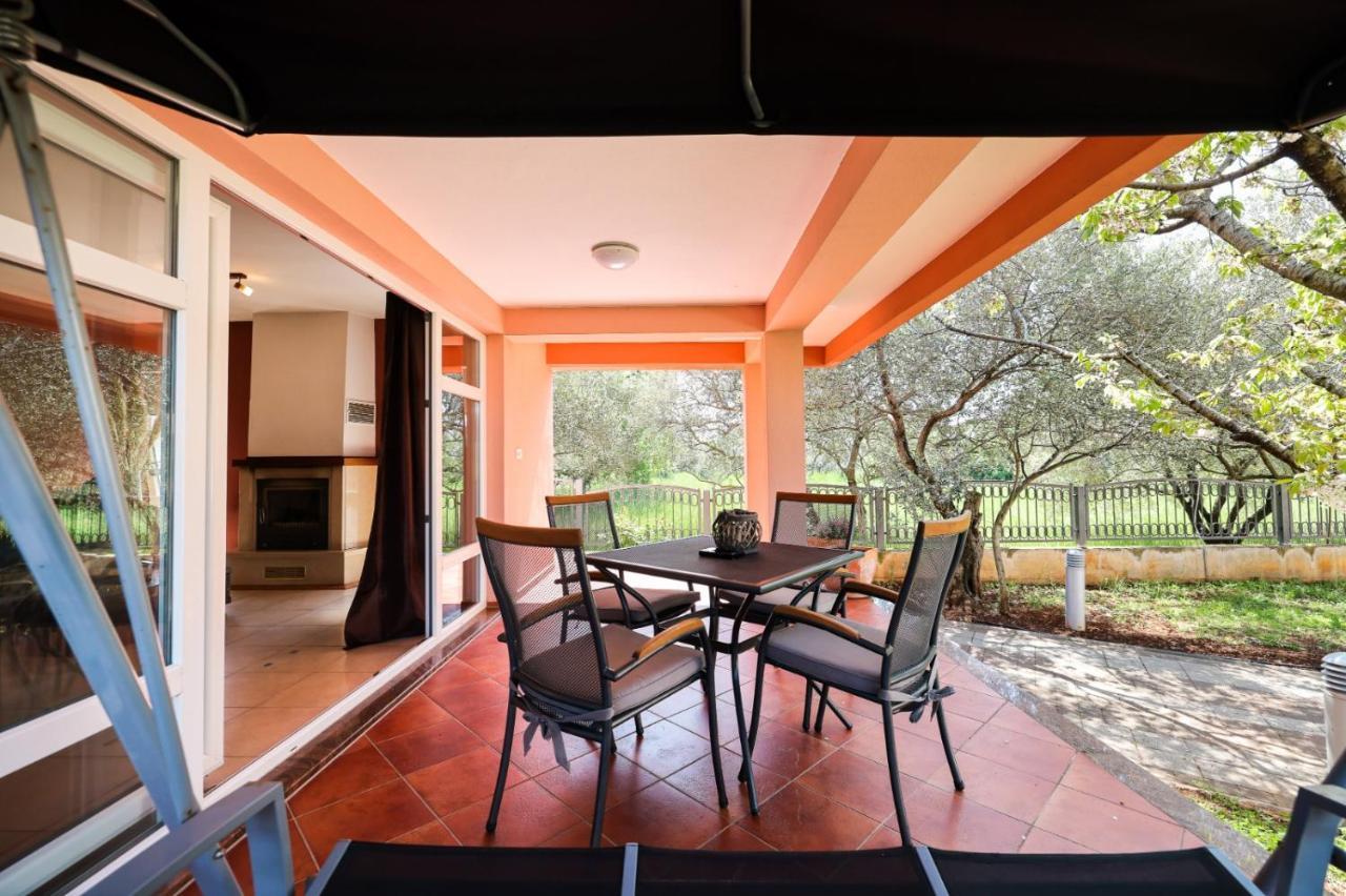 Holiday Home Cvita ซูโกชัน ภายนอก รูปภาพ